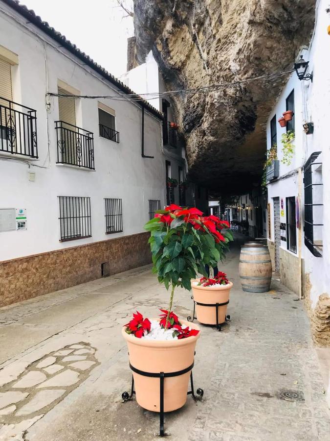 La Roca Encantada Setenil De Las Bodegas Eksteriør bilde